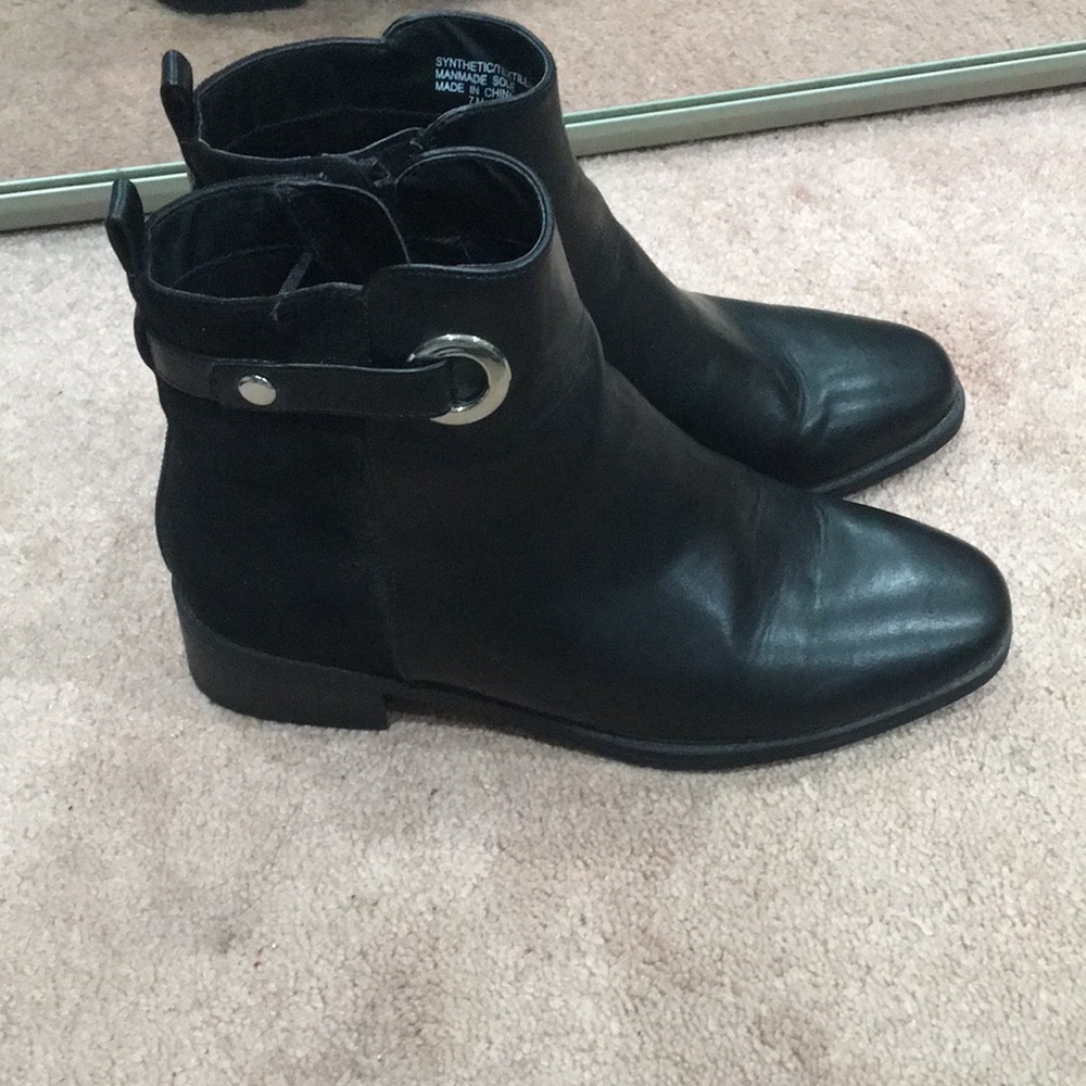 Anne Taylor black ankle boots.